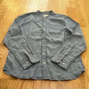 Fat Face men’s large blue chambaray linen shirt.